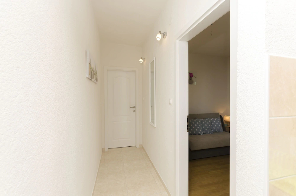Apartments Tiho