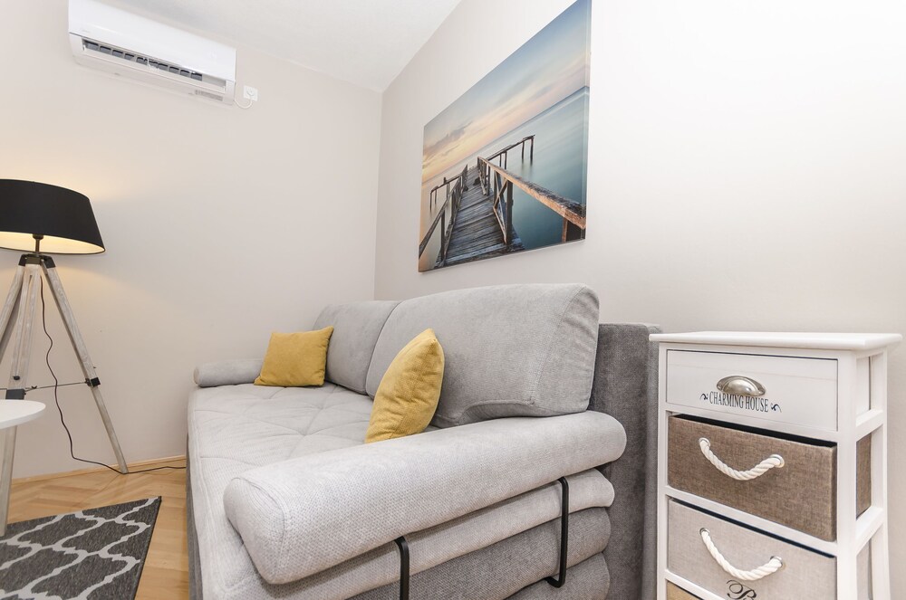 Apartments Vanja Vodice