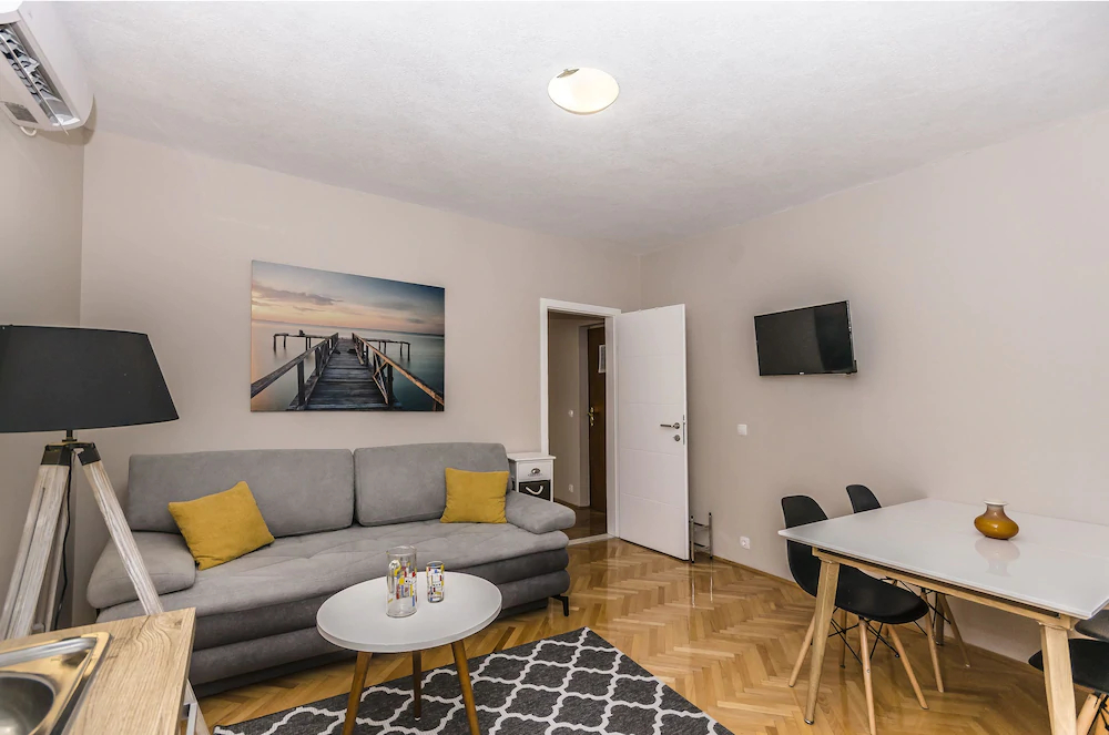 Apartments Vanja Vodice