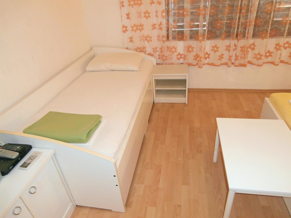 Apartments Vesna
