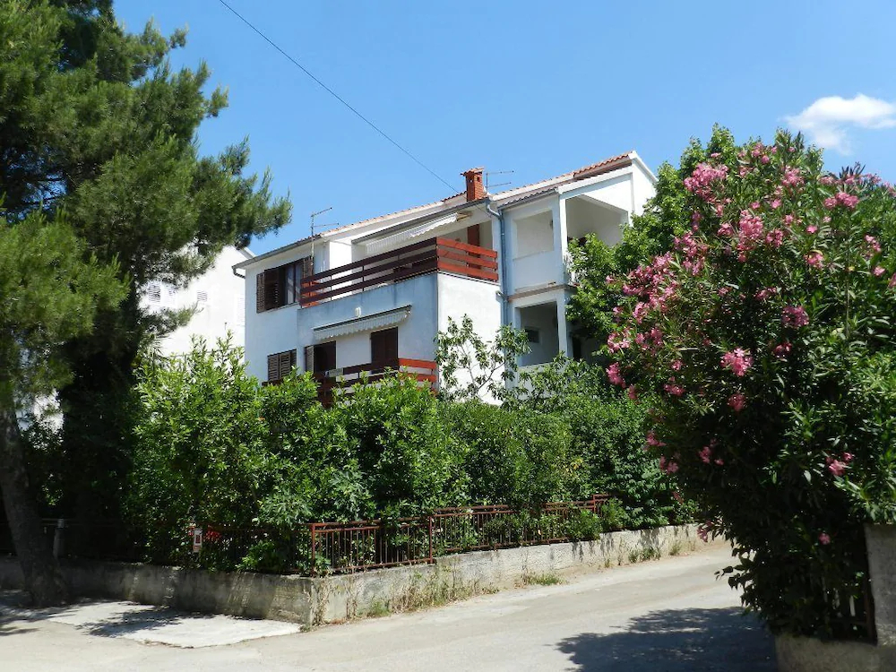 Apartments Vesna
