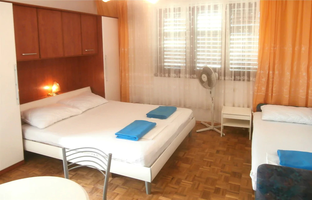 Apartments Vesna