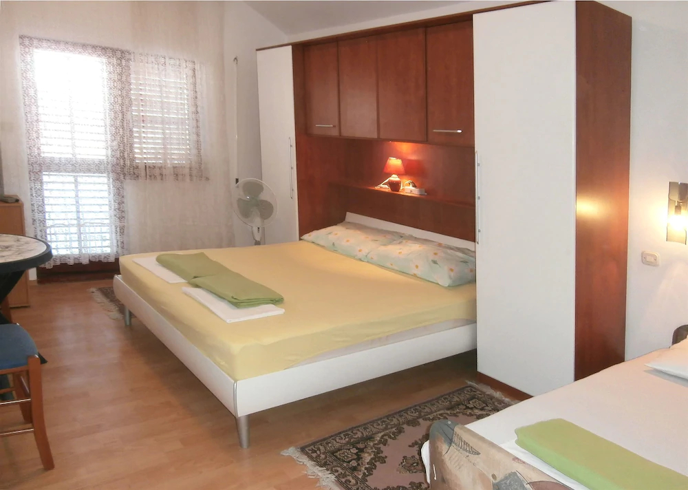 Apartments Vesna