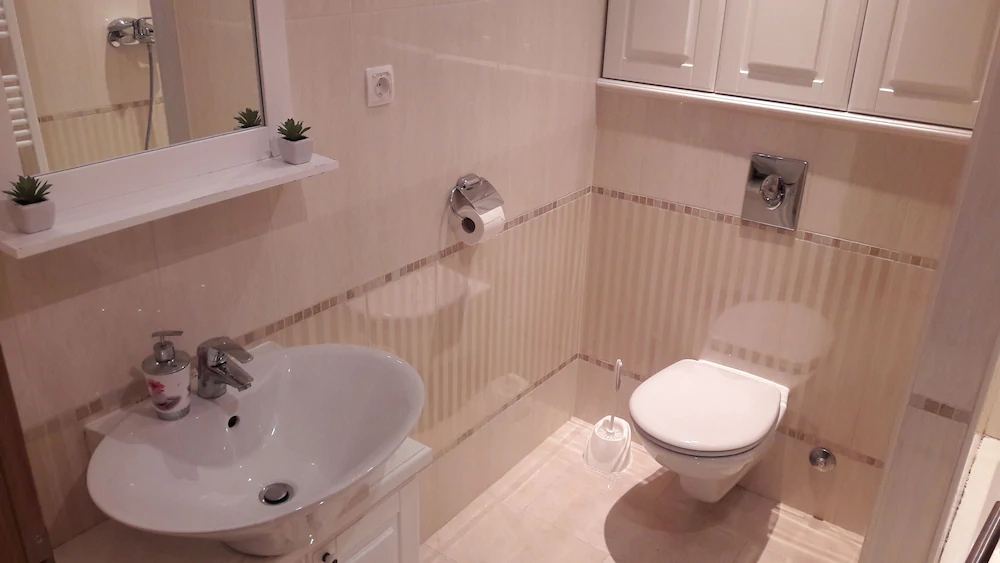 Central Park Suites