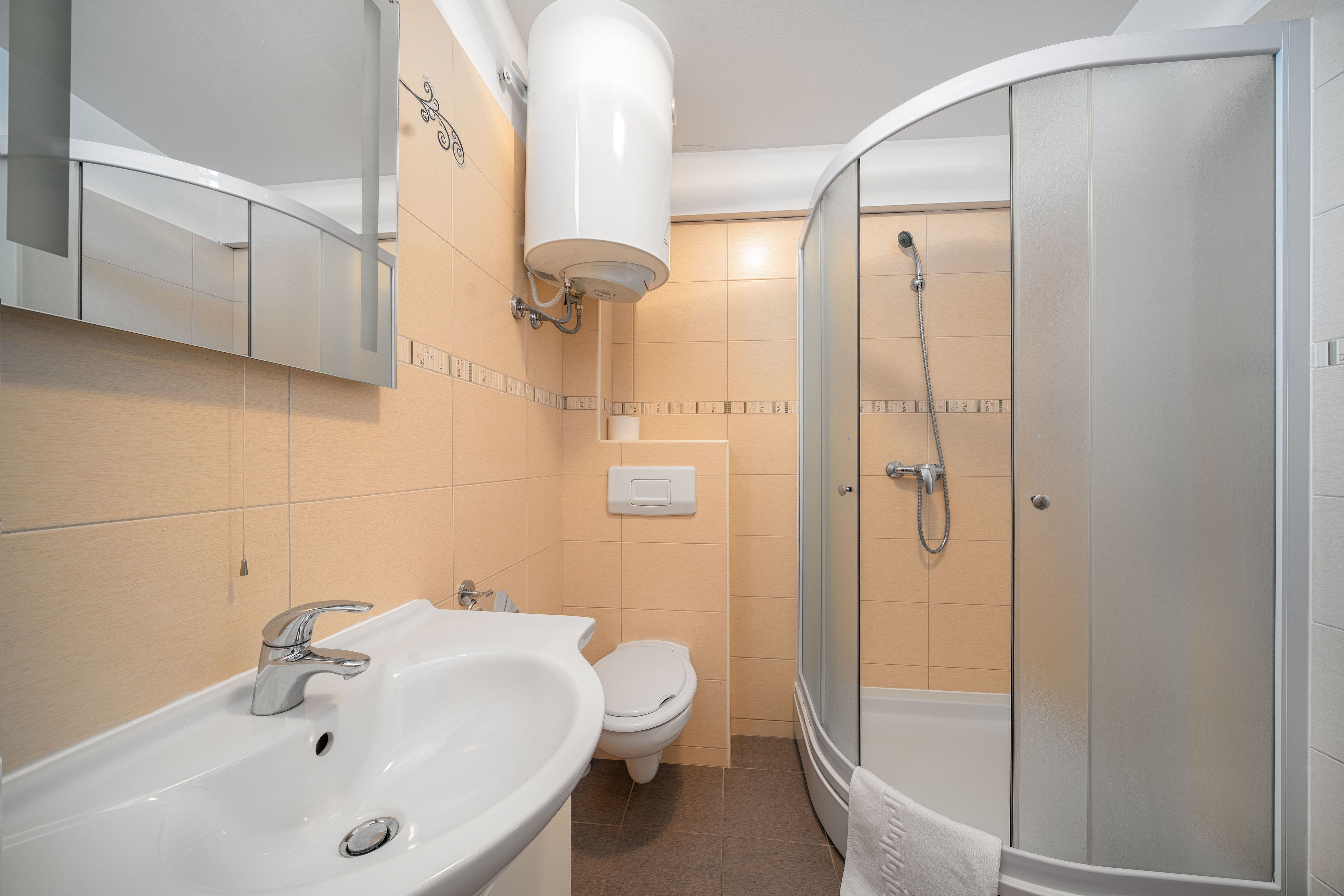 Refresh Boutique Suites