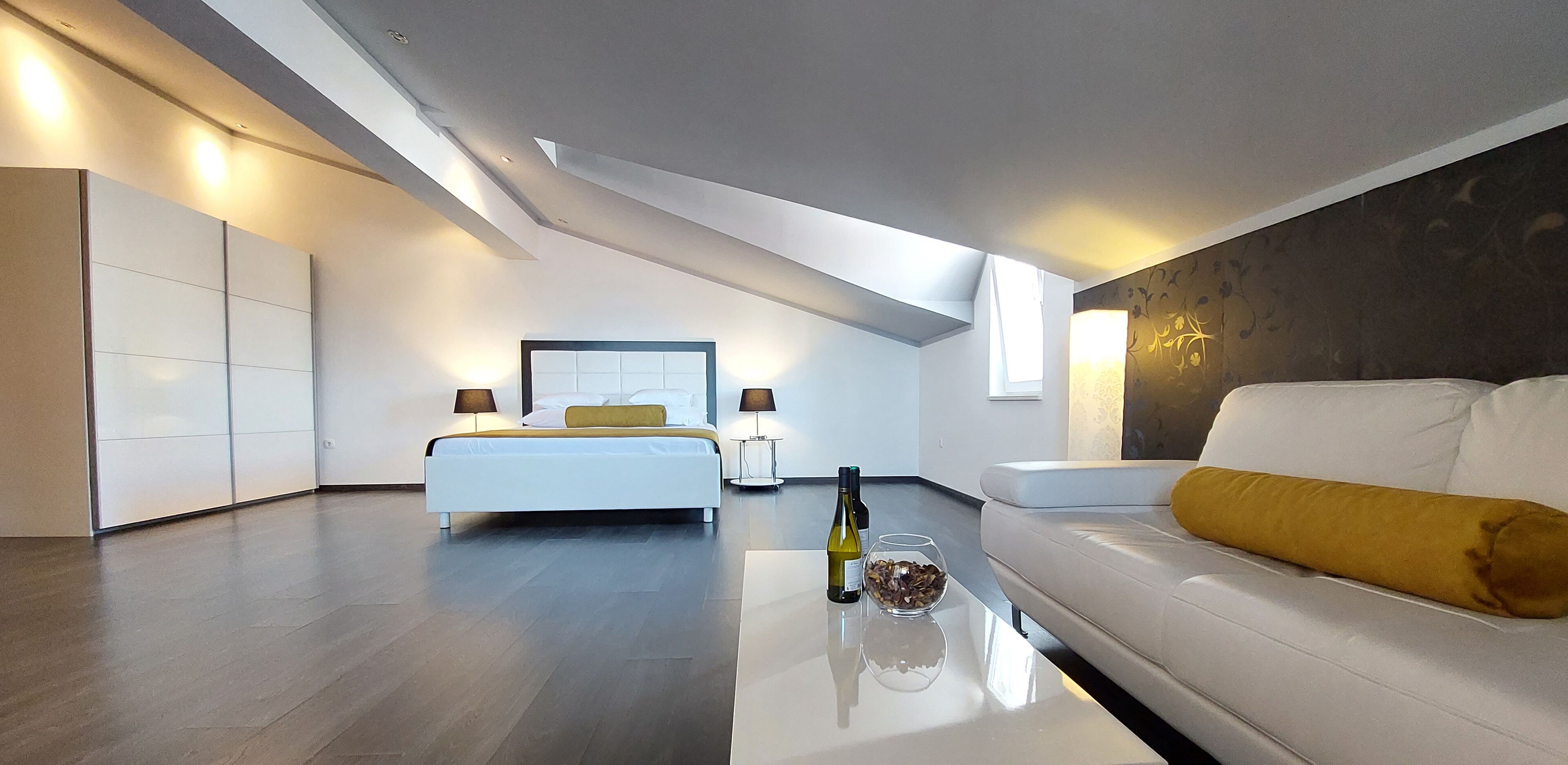 Refresh Boutique Suites
