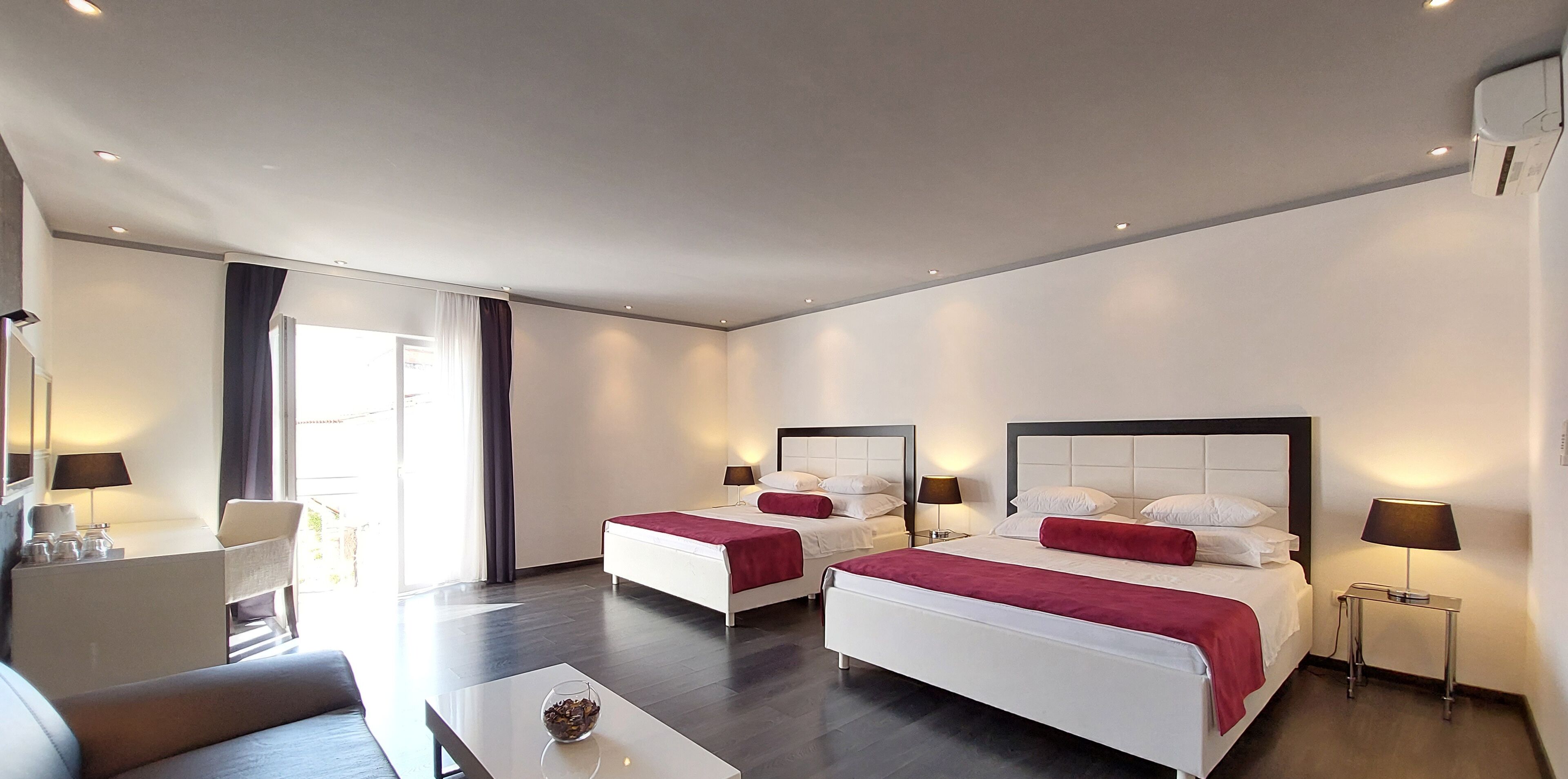Refresh Boutique Suites
