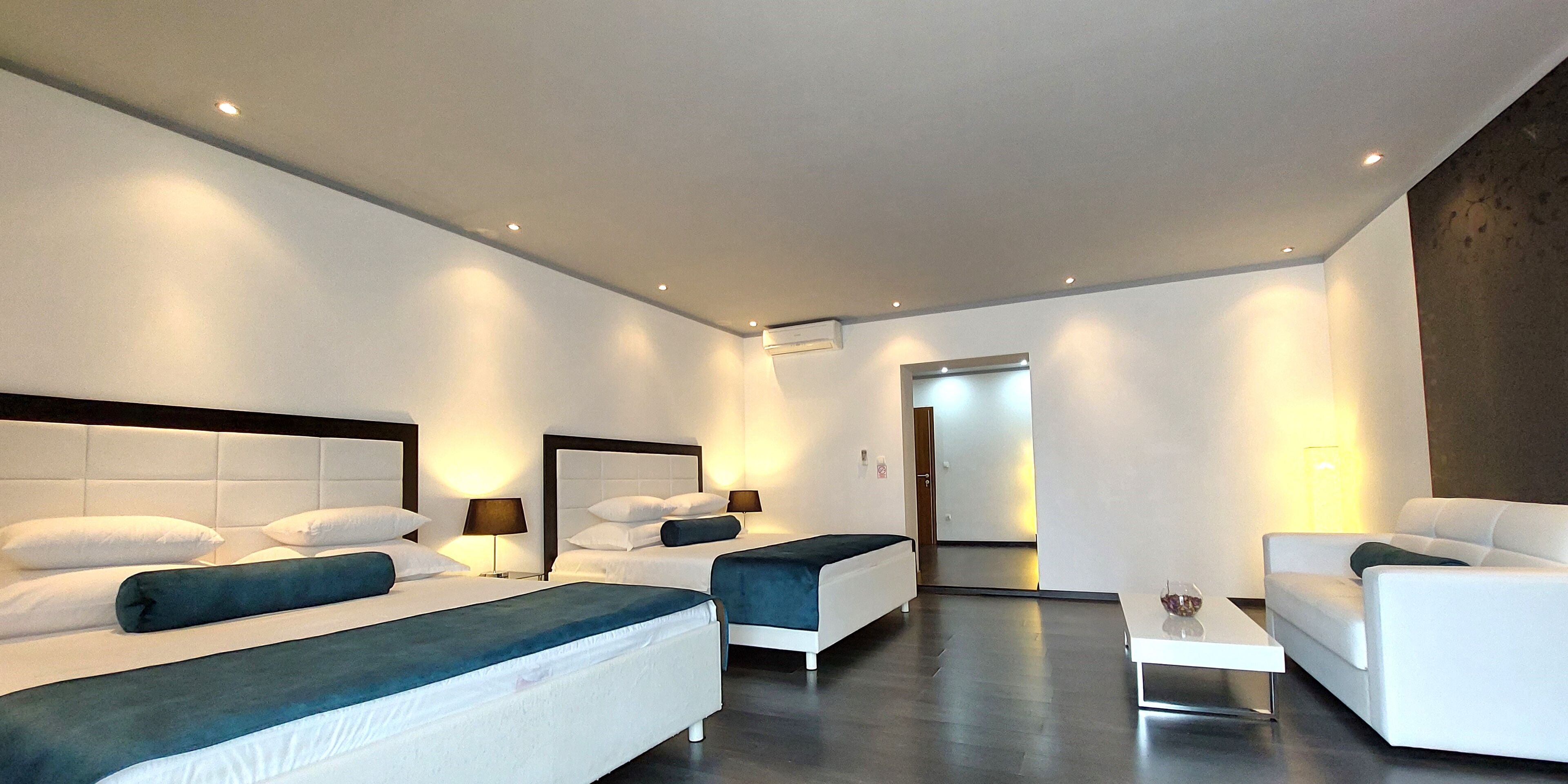 Refresh Boutique Suites
