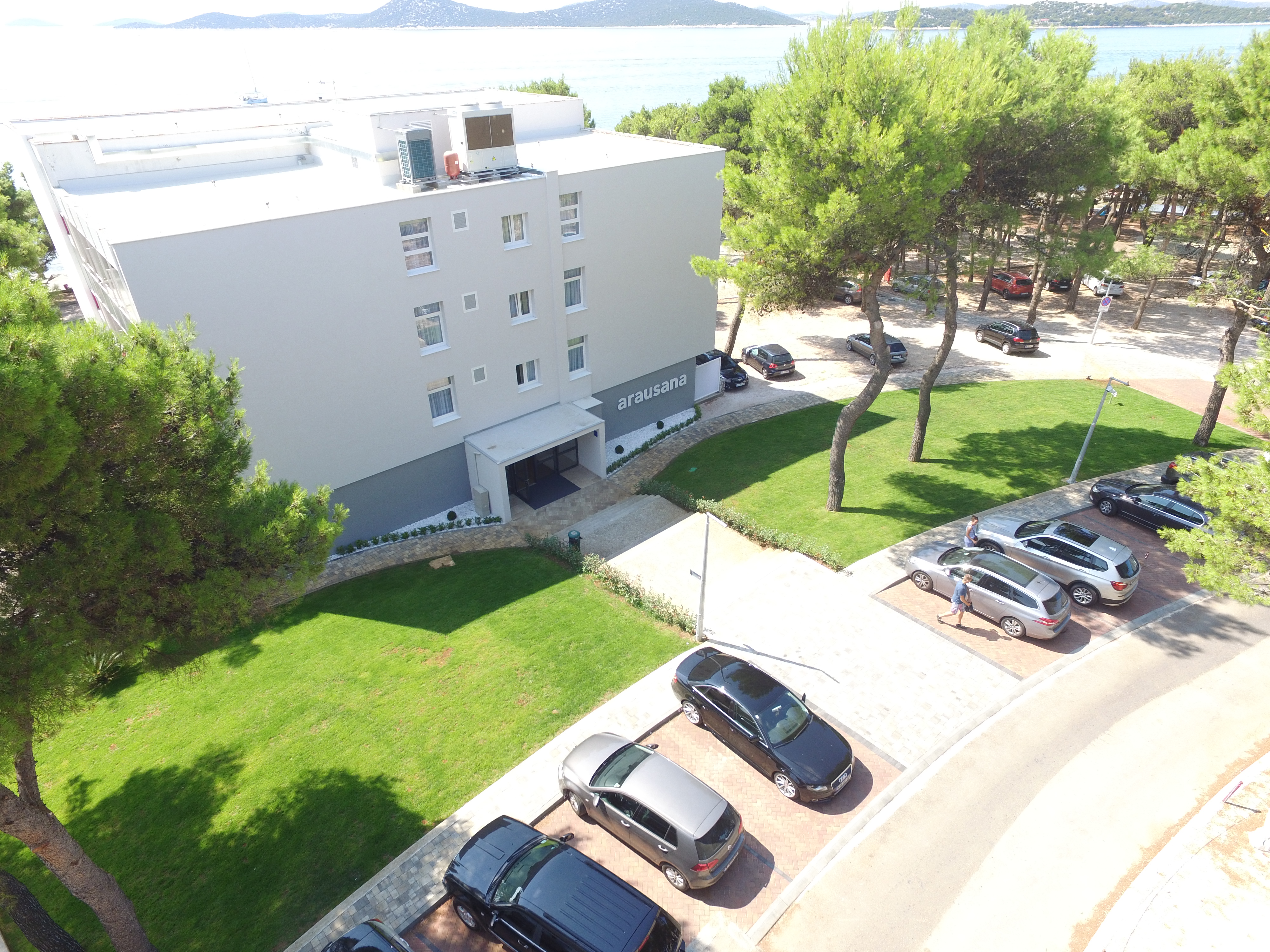 Villa Arausana & Antonina