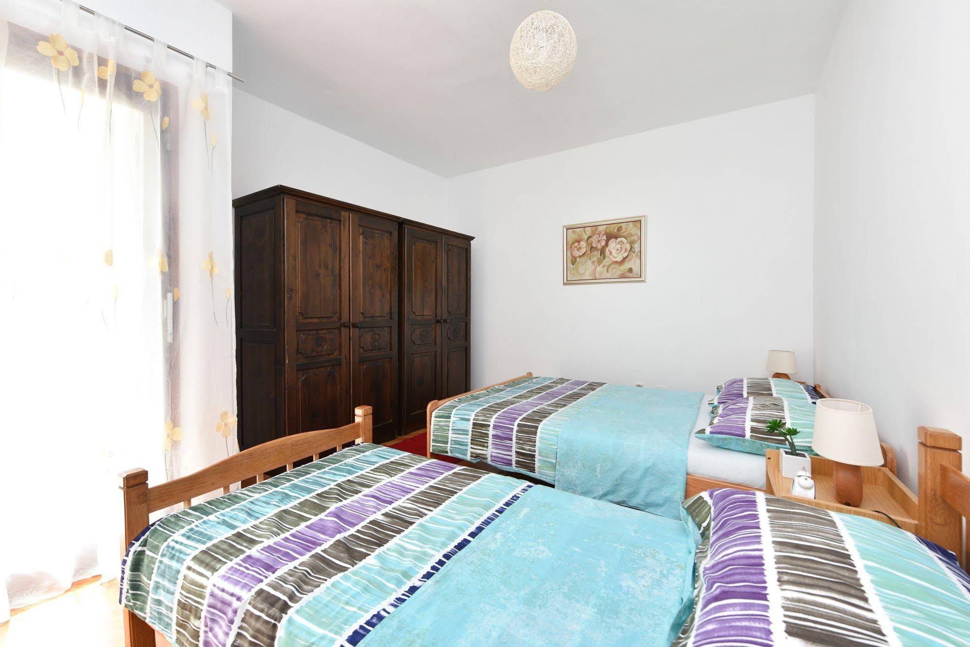 Adria Apartments