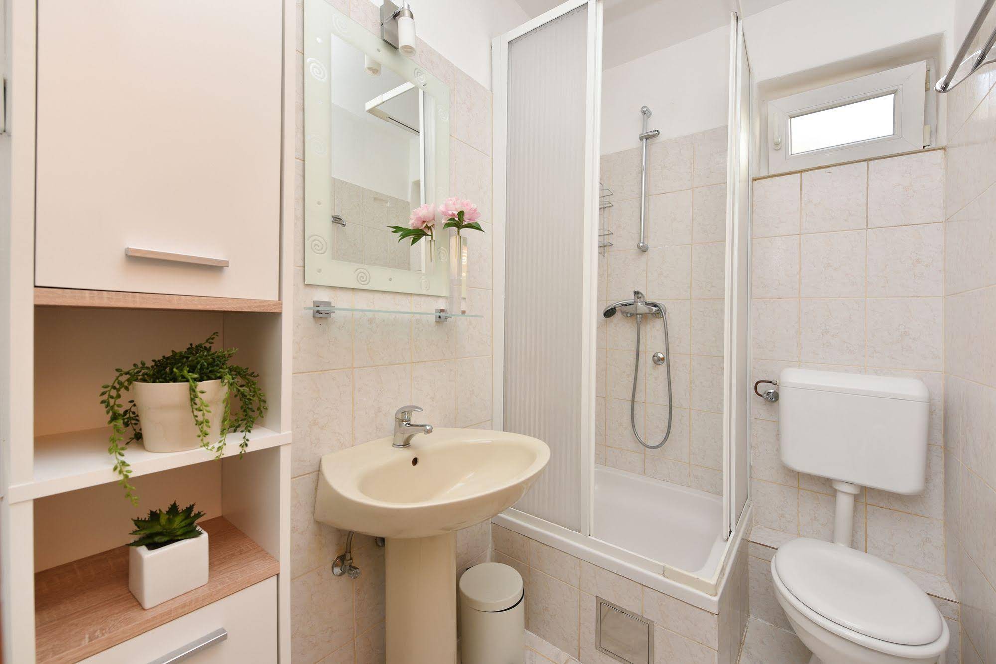 Adria Apartments