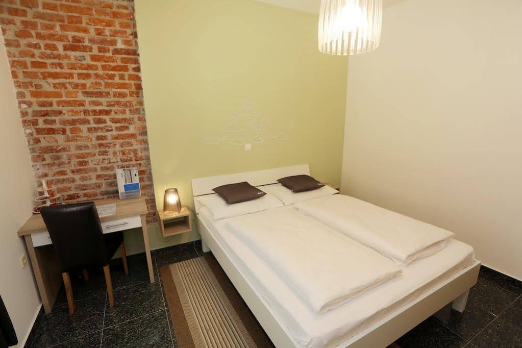 Anita City Apartments And Rooms