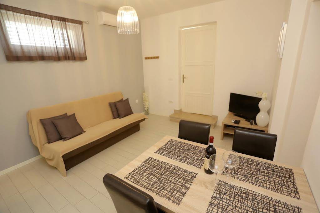 Anita City Apartments And Rooms