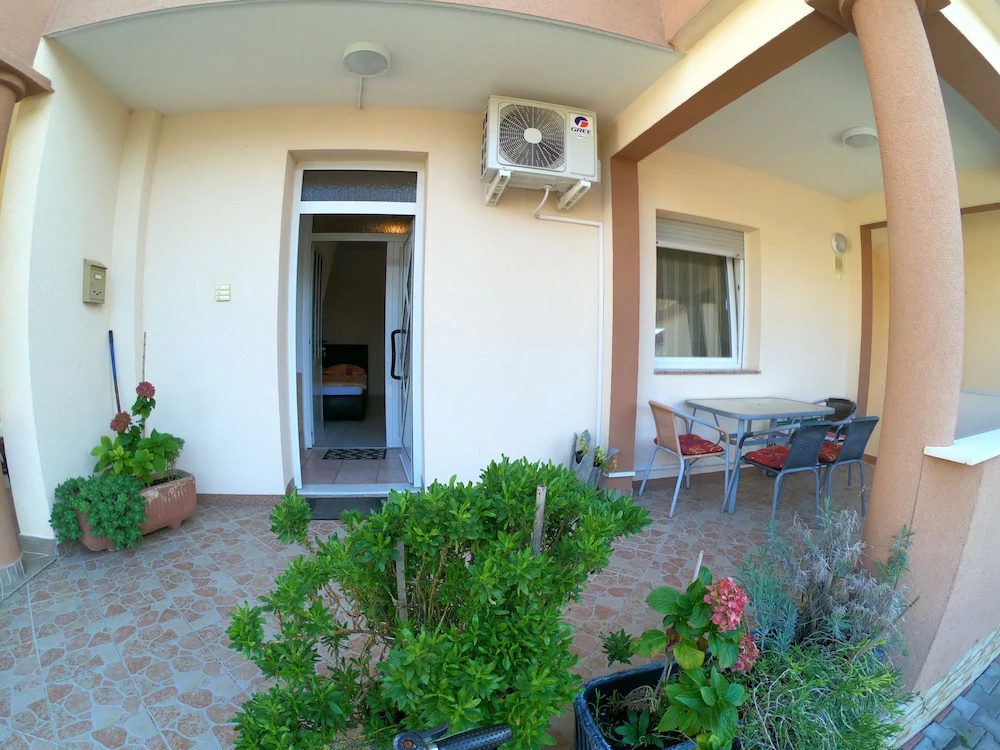 Apartmani Zelenika