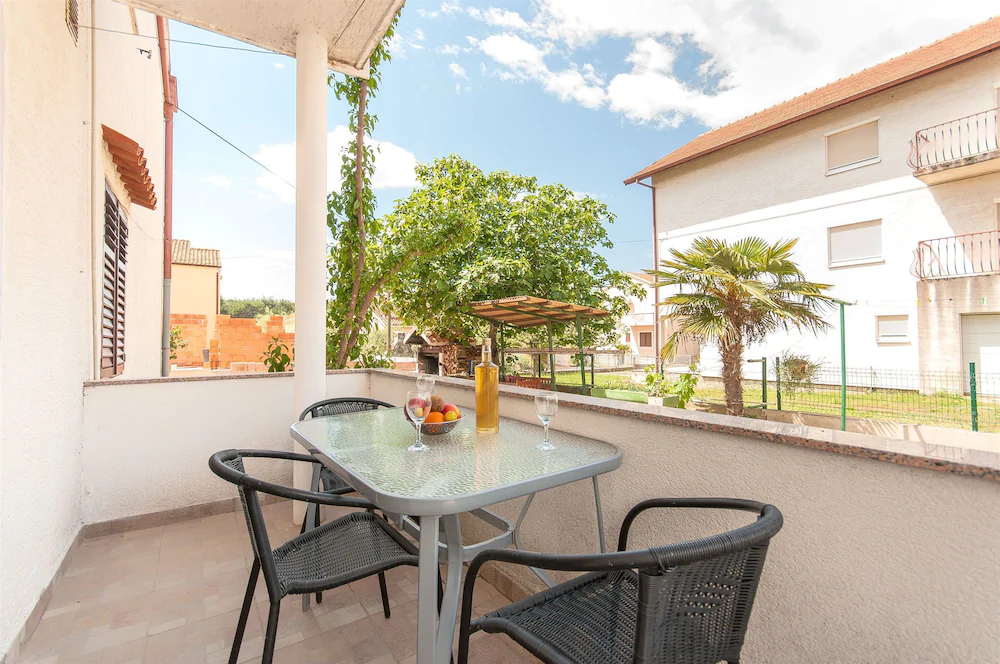 Apartments Ada