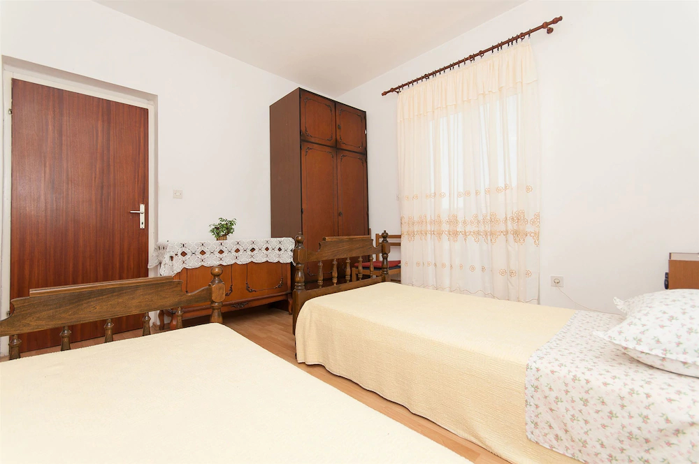Apartments Ada