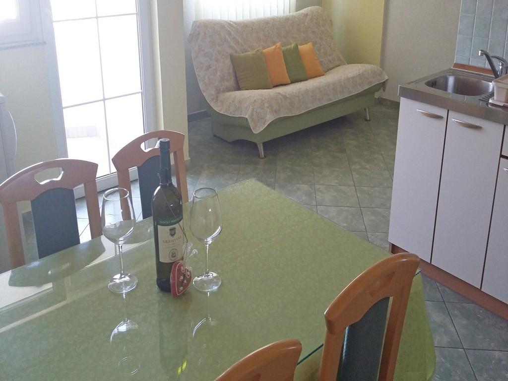 Apartments Burmeta