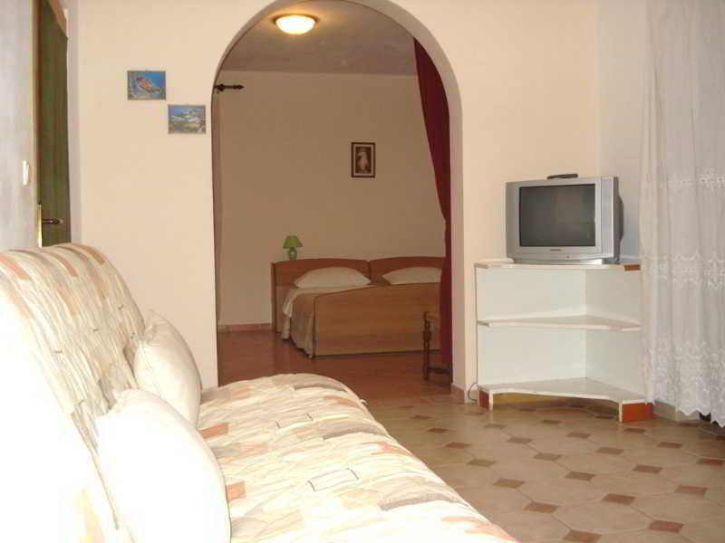Apartments Burmeta