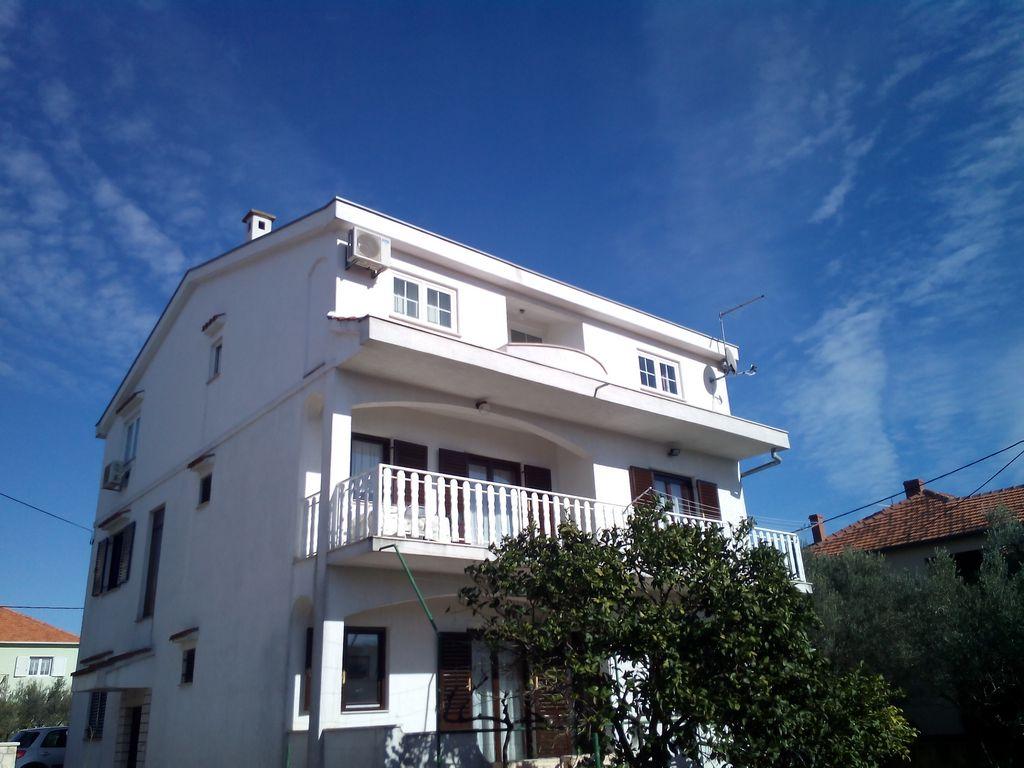 Apartments Burmeta