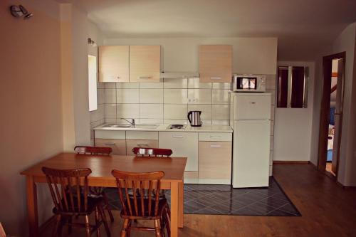 Apartments Dana