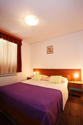 Apartments Dedaj