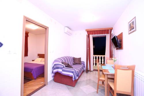 Apartments Dedaj