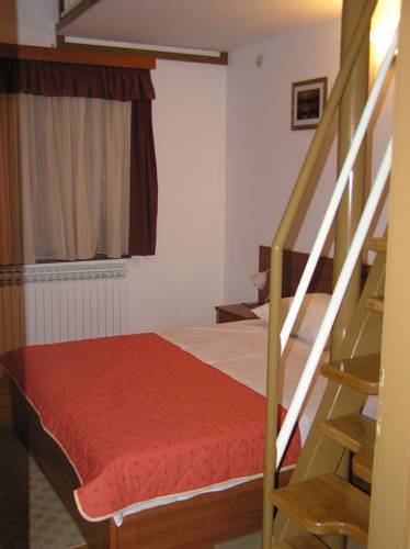 Apartments Dedaj