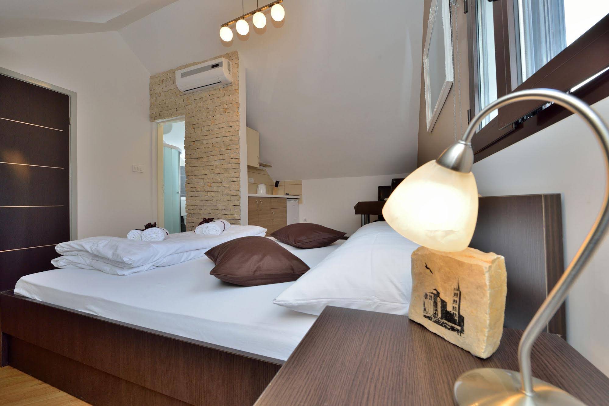 Apartments Donat