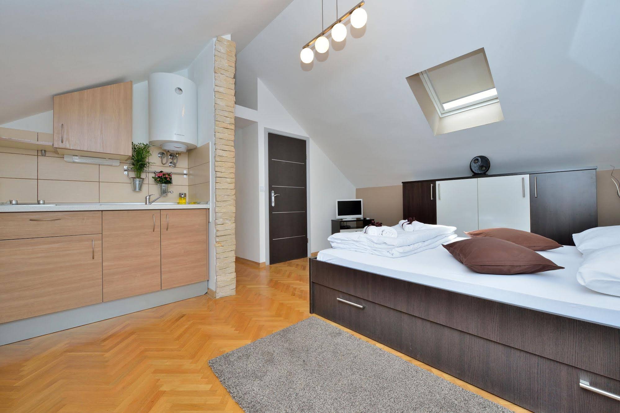 Apartments Donat