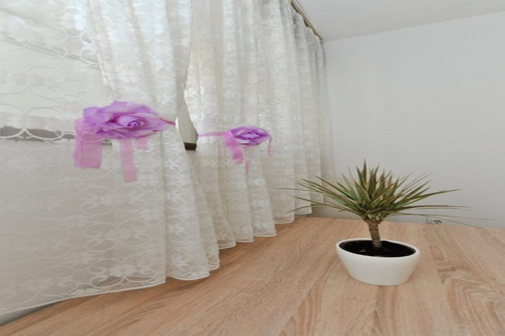 Apartments Feel Center