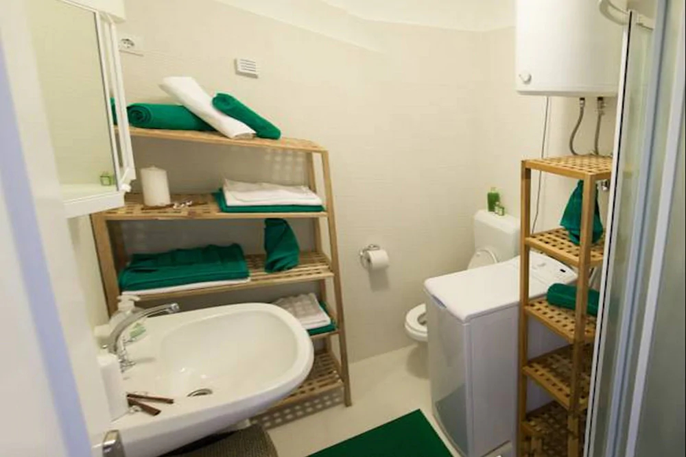 Apartments Feel Center