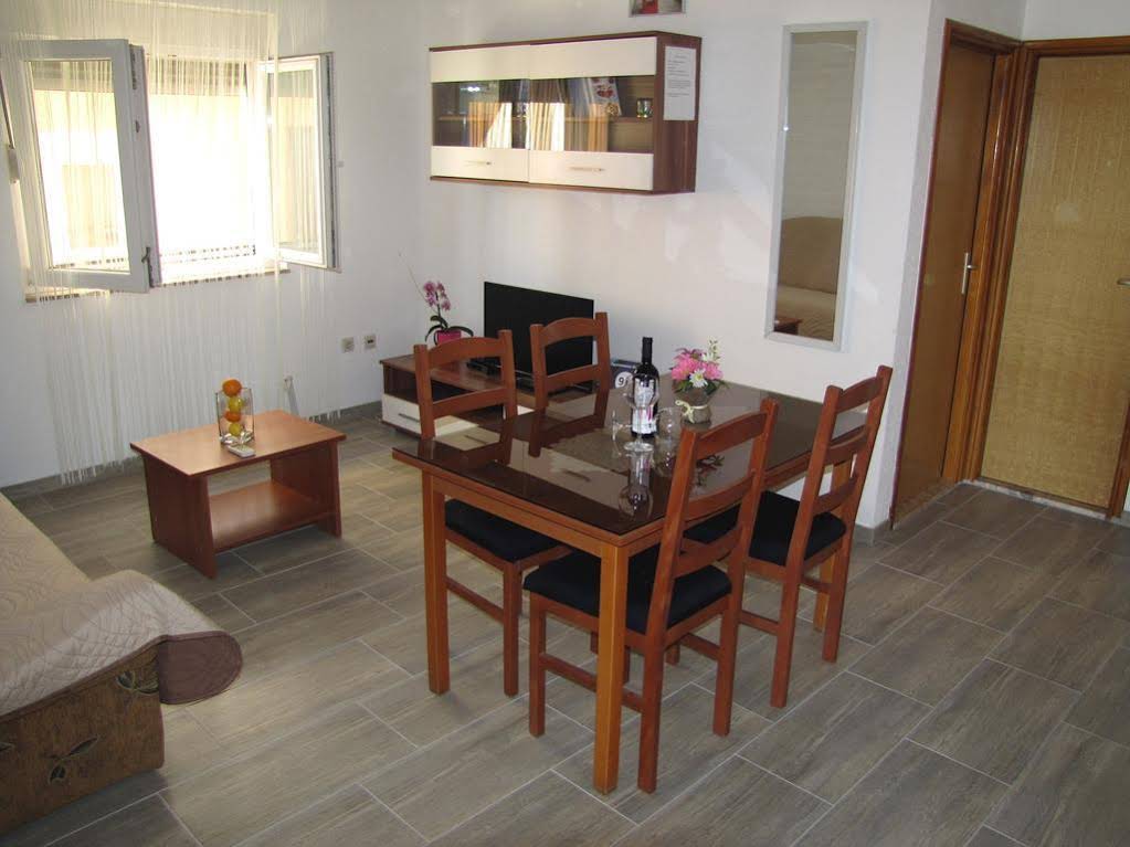 Apartments Klanac