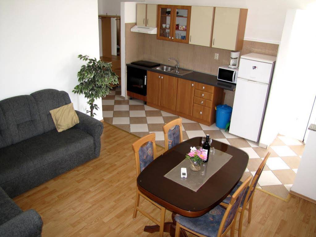 Apartments Klanac