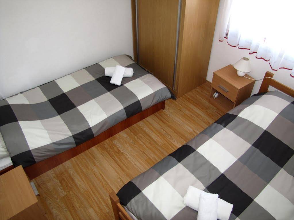 Apartments Klanac