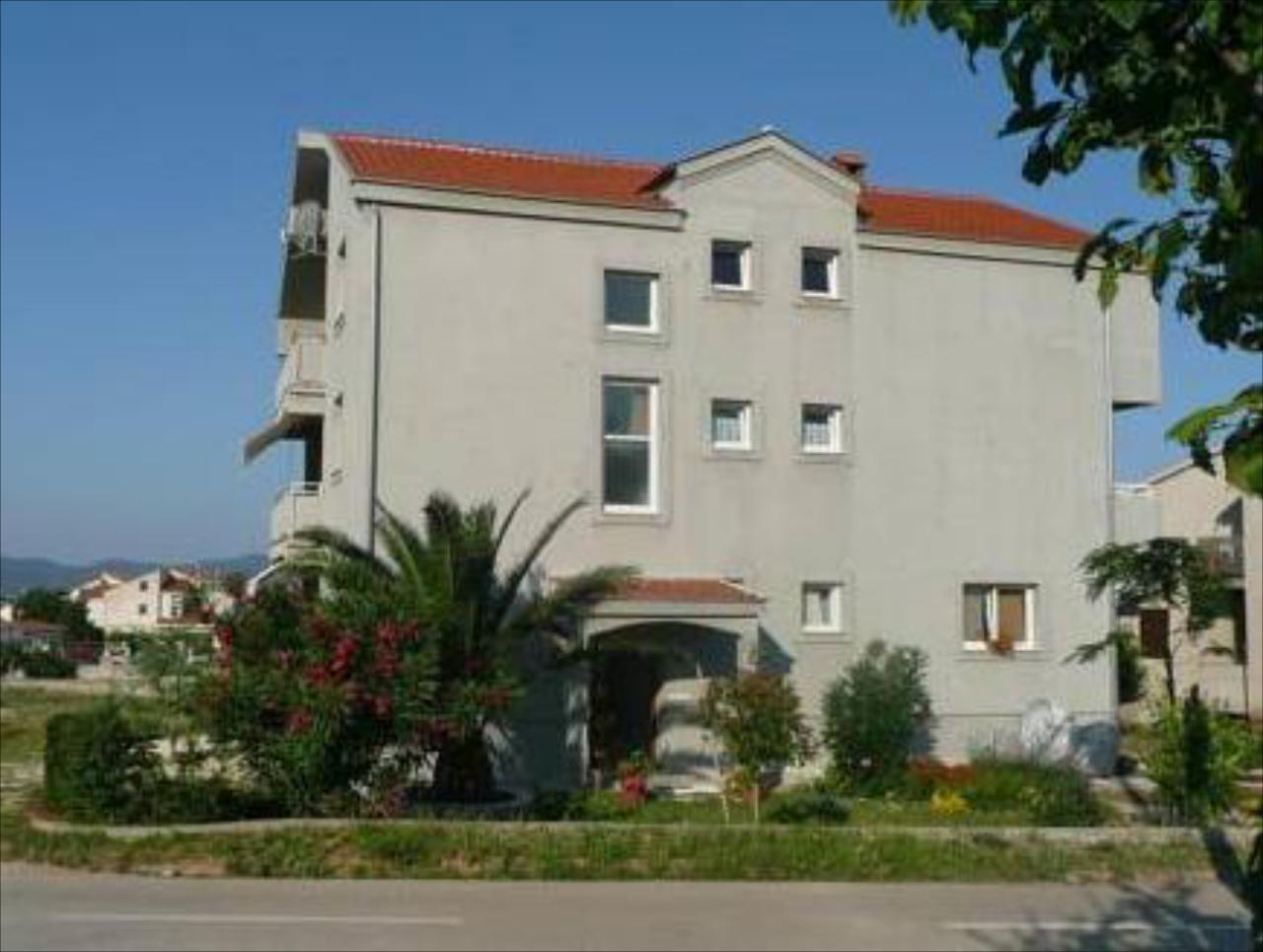 Apartments Toni