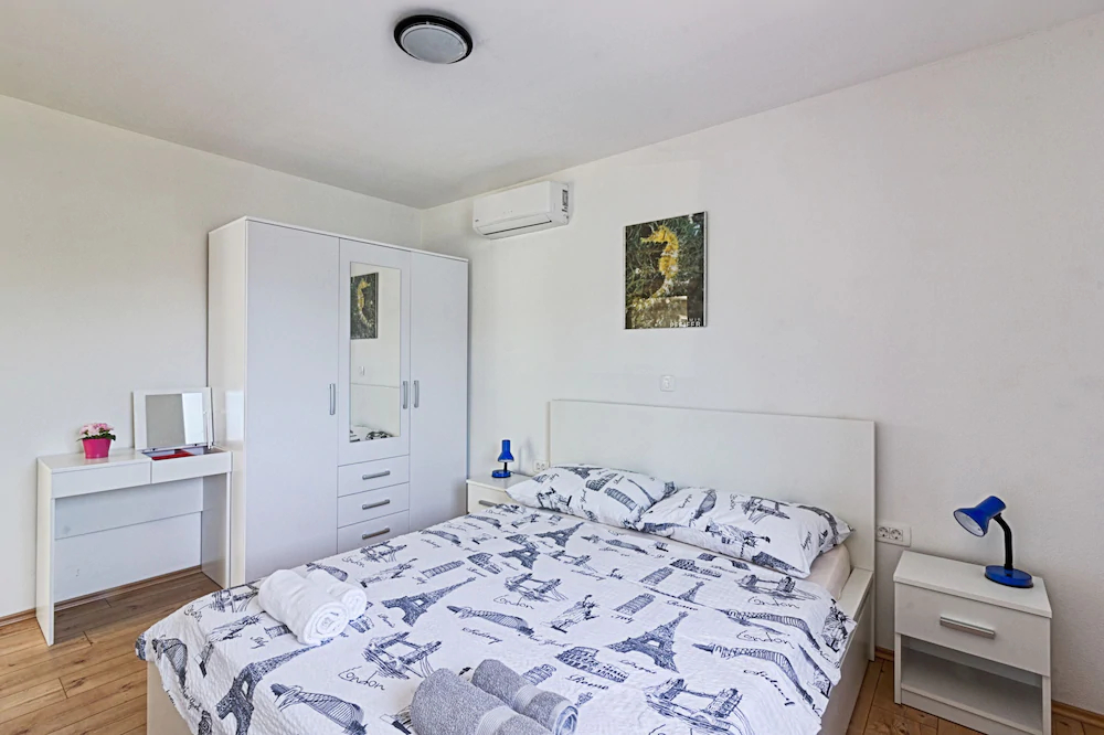 Apartments Villa Ema