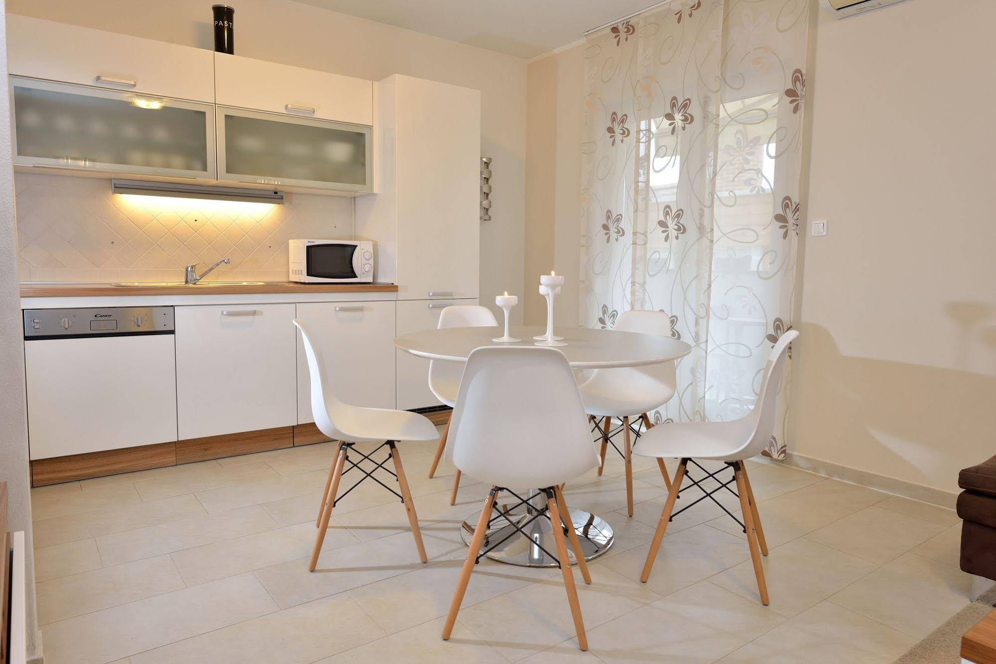Apartments Villa Karla