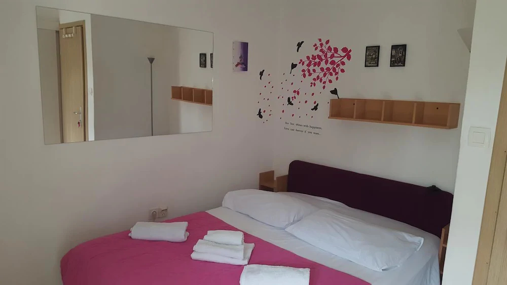 Guest House Roki & Diva