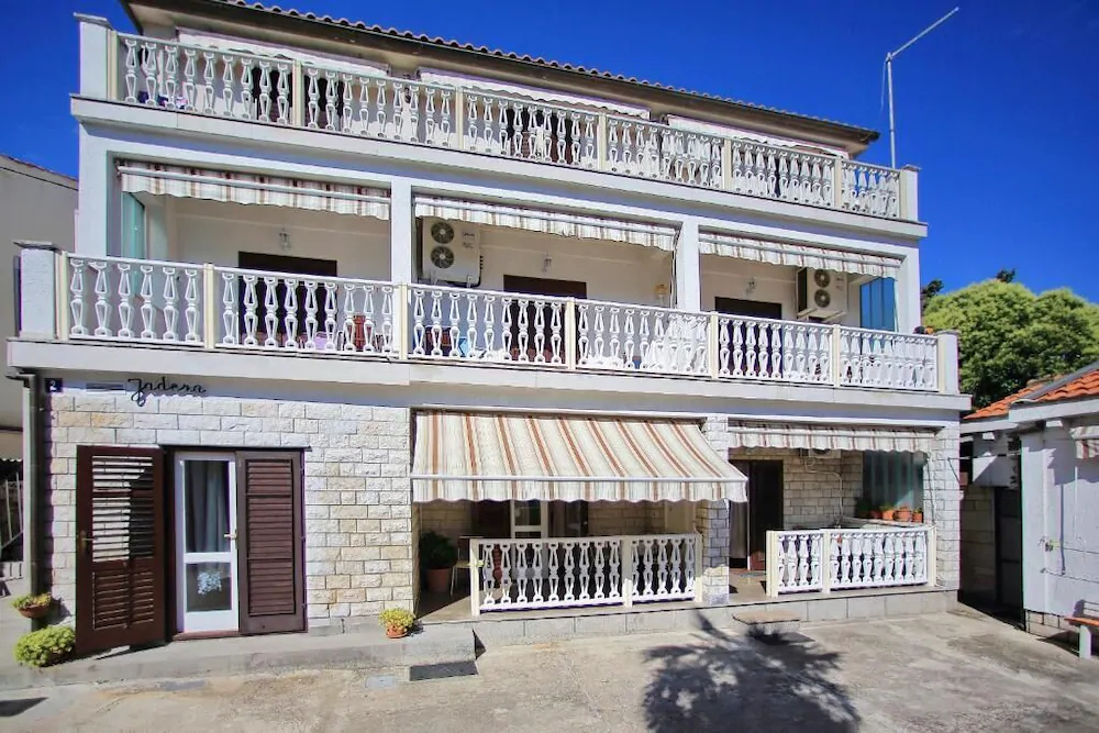 Guest House Villa Jadera