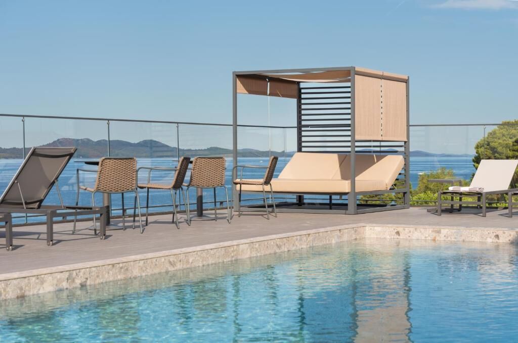 La Vista Suites