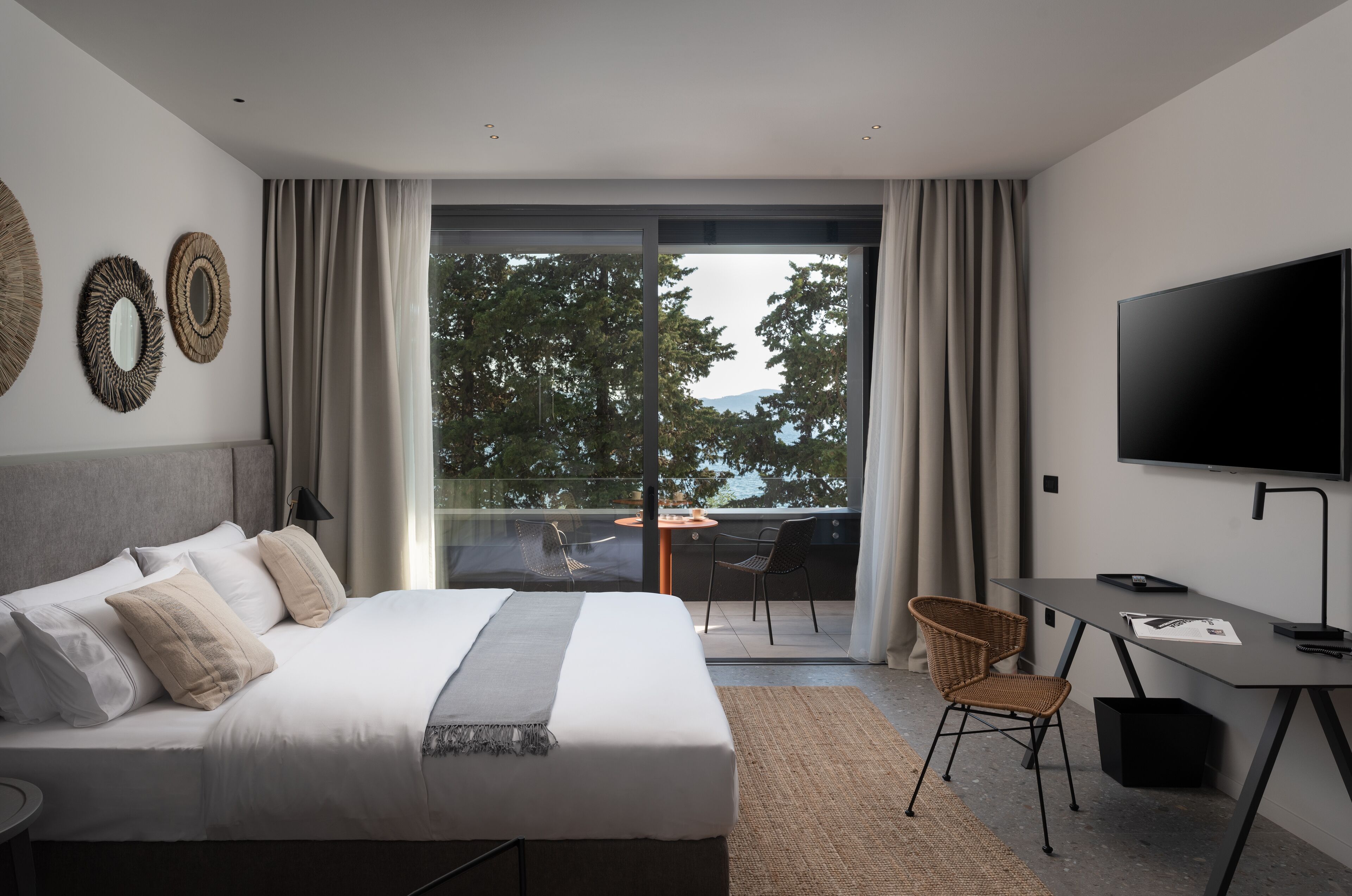 La Vista Suites