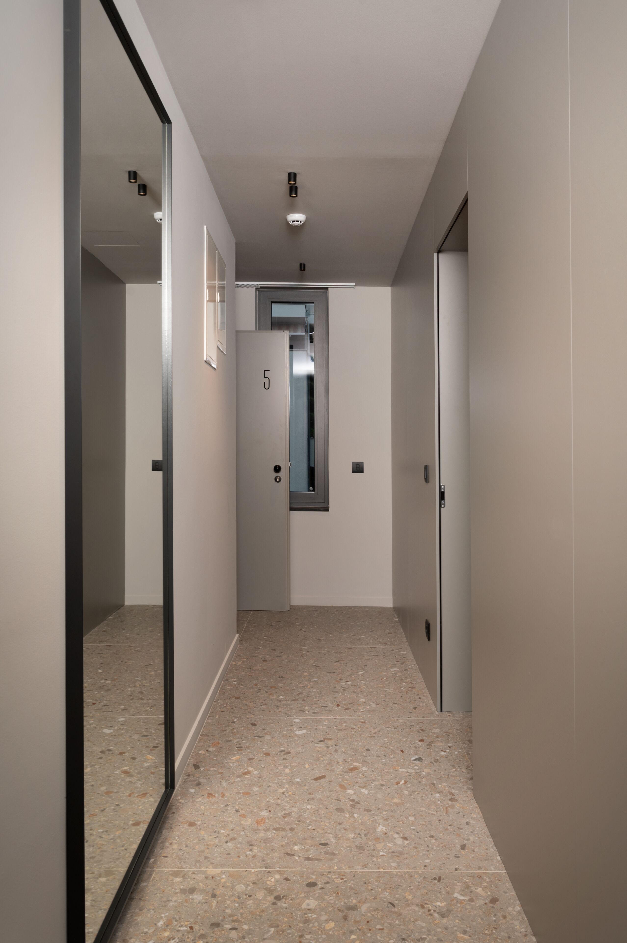 La Vista Suites