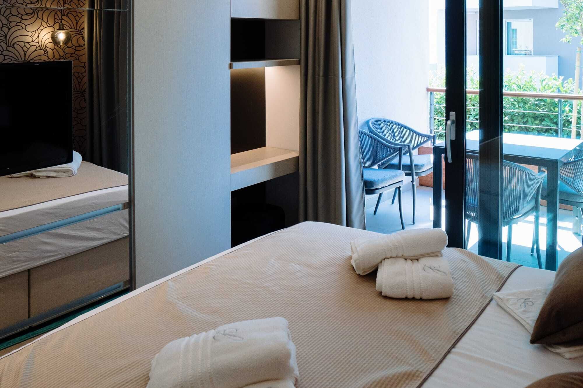 Lena Luxury Apartments