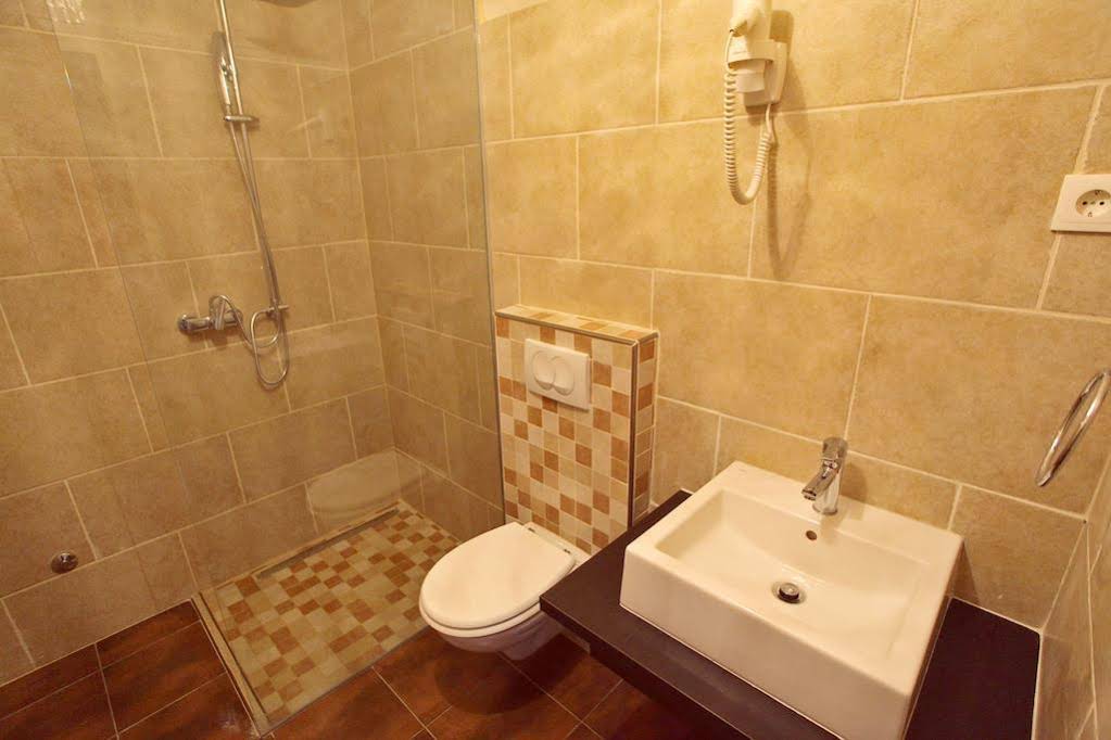 Luxury Rooms Contessa Vital
