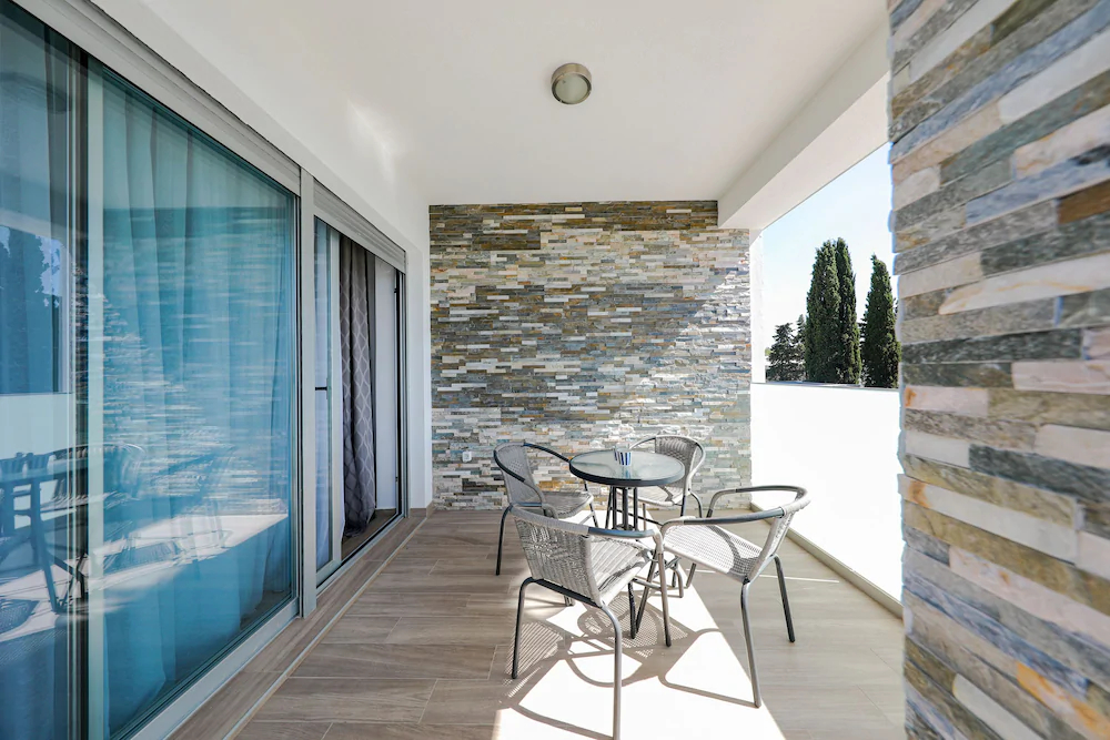 Sandy Beach Apartments
