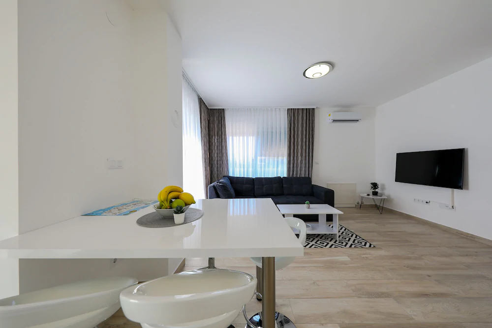 Sandy Beach Apartments