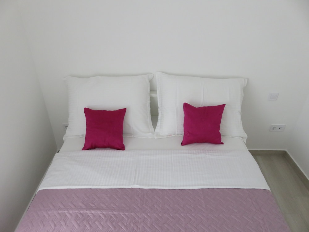 Sandy Beach Apartments