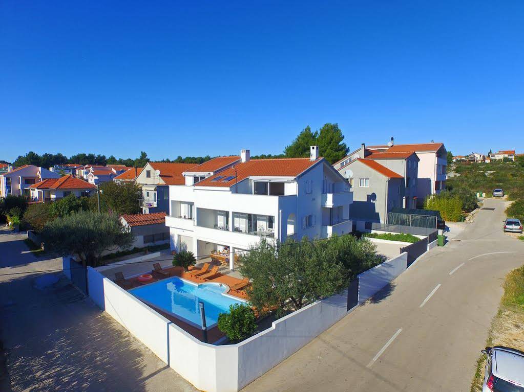 Villa Nodi