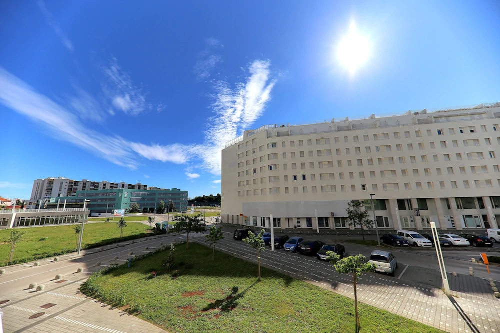 White Rooms by Belmont Realty