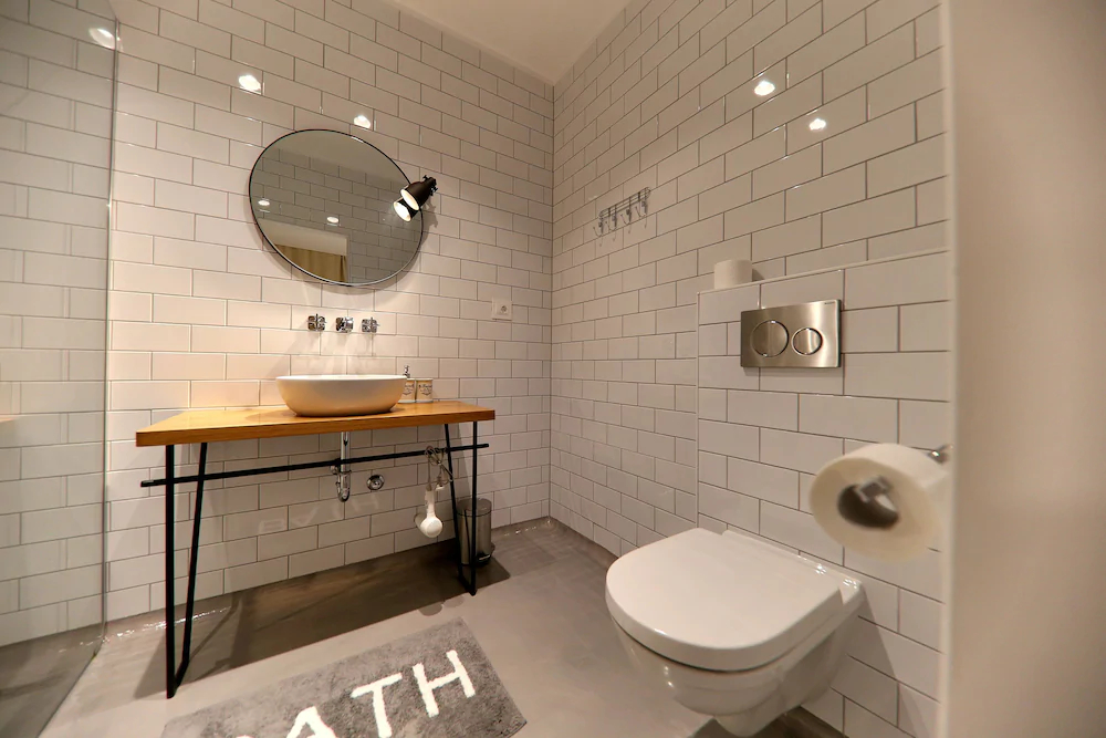 White Rooms by Belmont Realty